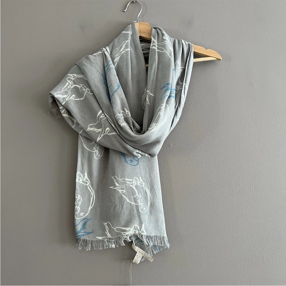 Banana Republic Heritage Womens Organic Cottage Blend Parrots Fringe Gray 33x58